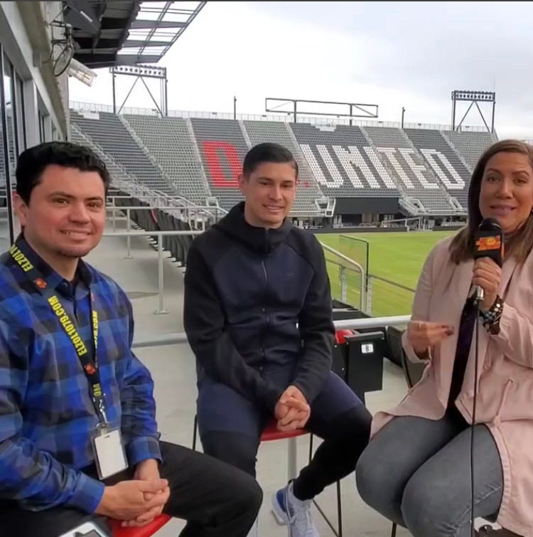 Mauricio El Colombiano, Joseph Mora y Patricia De Lima