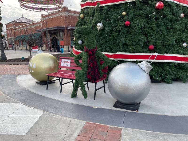 One of the many areas you can take a photo with something in Zona Rosa