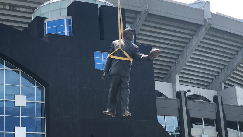 Jerry Richardson Statue Being Taken Down 