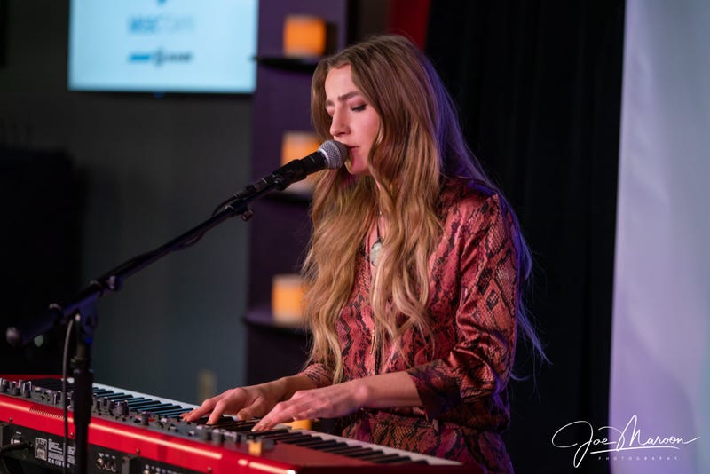 Ingrid Plays Live at MusicTown Detroit