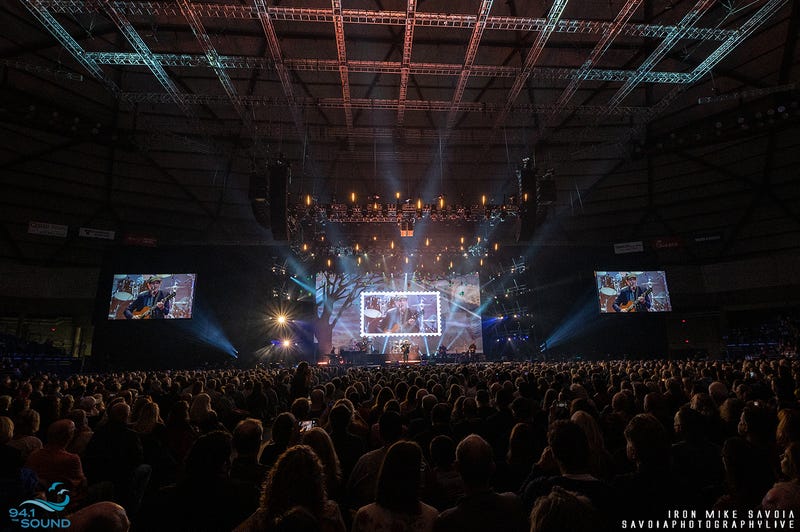 James Taylor & Jackson Browne @ Tacoma Dome, 10.27.2021James Taylor & Jackson Browne @ Tacoma Dome, 10.27.2021