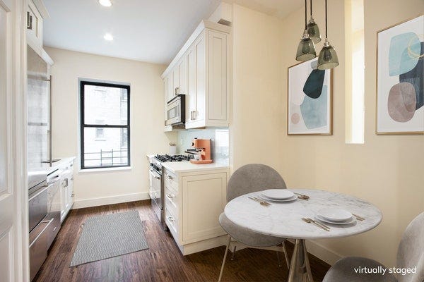 The living room at at 622 West 114th Street, the apartment where Barack Obama lived while attending Columbia University.