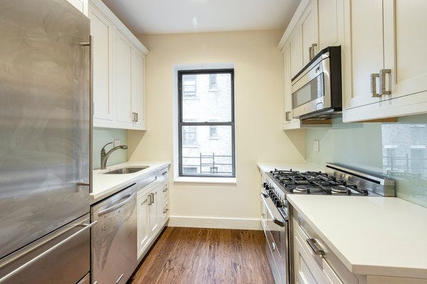 The living room at at 622 West 114th Street, the apartment where Barack Obama lived while attending Columbia University.