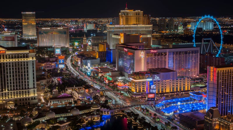 A view of the Las Vegas Strip, looking northbound