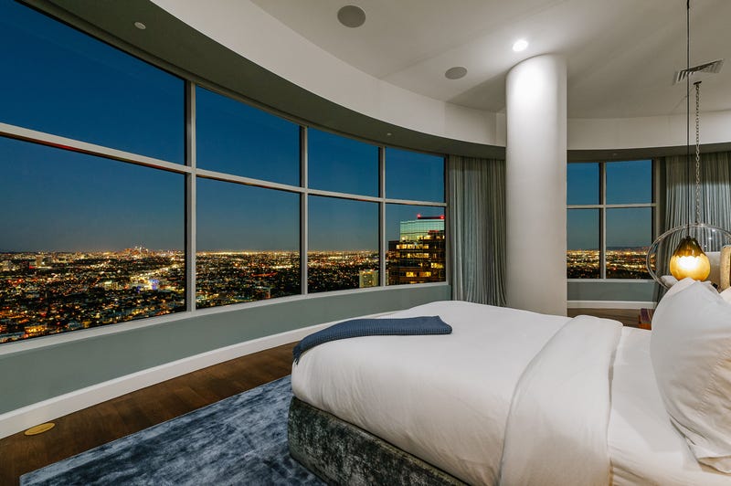 Matthew Perry's apartment