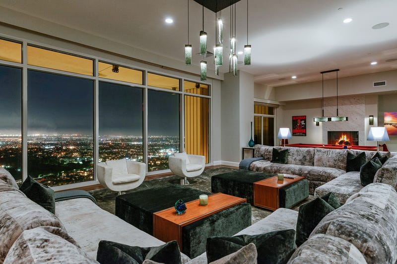 Matthew Perry's apartment