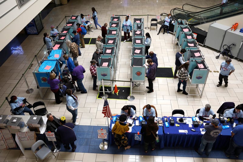 Las Residents residents cast their 2022 midterm ballot at the Meadows Mall