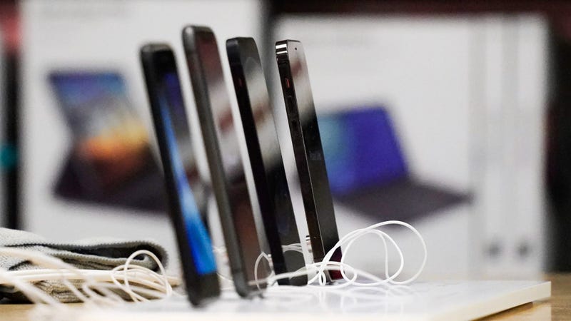 PHONESCOVER