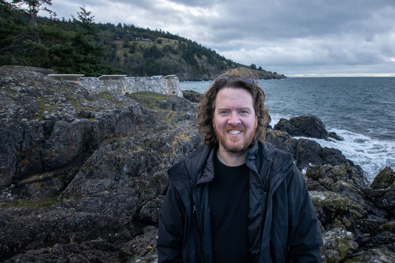 Gregr on some rocks.