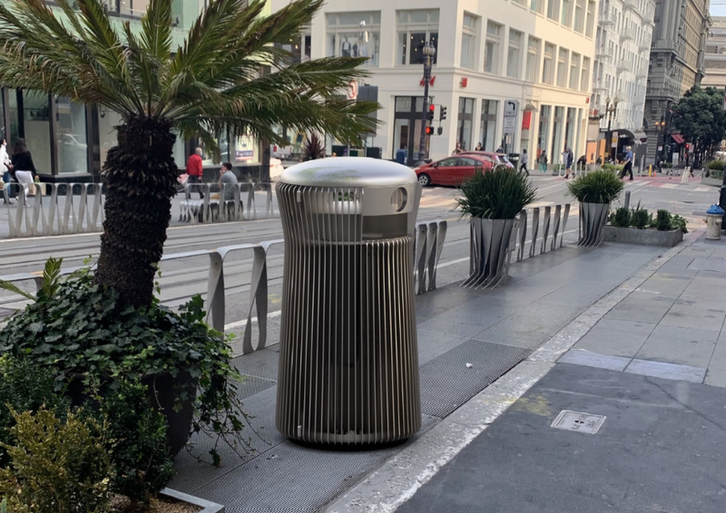 The "Salt and Pepper" trash can prototype, seen in a rendering.