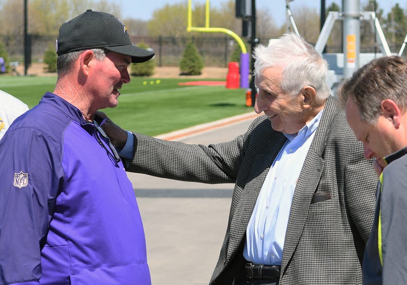 Sid Hartman with Vikings Head Coach Mike Zimmer