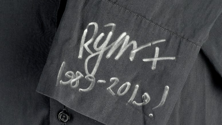 Robert Smith's shirt.