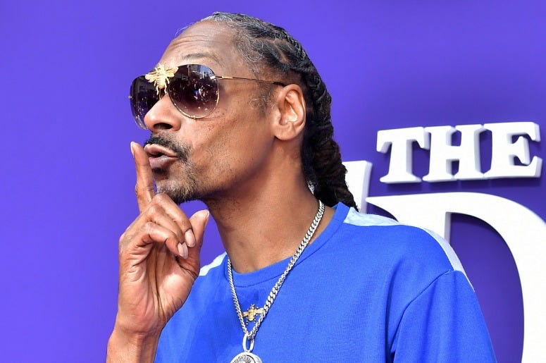 Snoop Dogg attends the Premiere of MGM's 'The Addams Family'