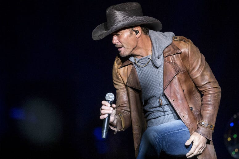 Tim McGraw performs at Country Thunder Arizona