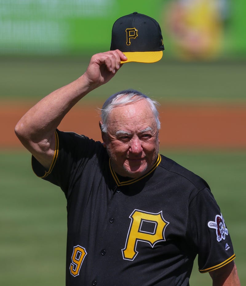 Bill Mazeroski tipping hat at PNC Park