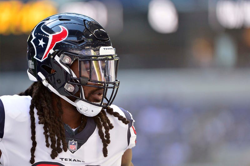 Jadeveon Clowney will be making his Seahawks debut Sunday.