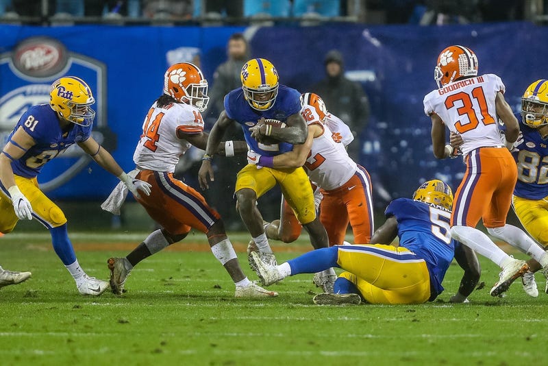 Pitt running v Clemson