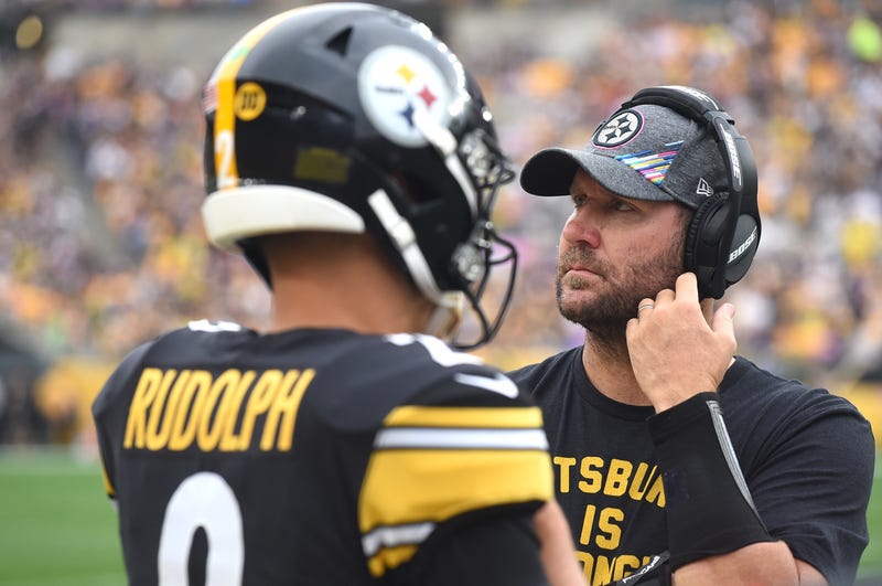 Ben Roethlisberger thinking with Mason Rudolph