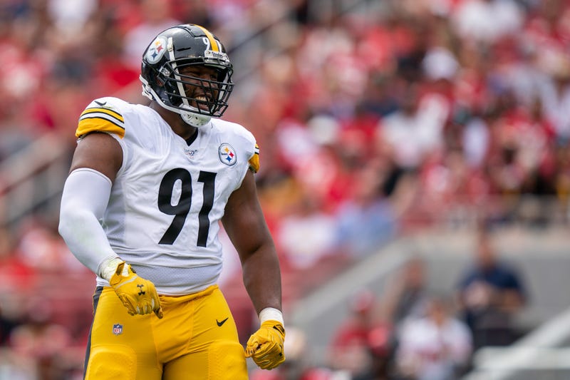 Stephon Tuitt in a 2019 game against 49ers