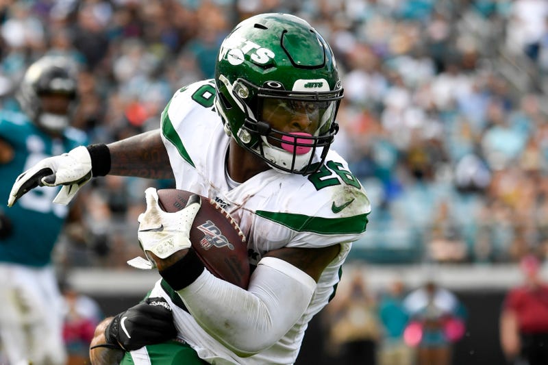 Le'Veon Bell's name surfaced in trade rumors Tuesday.