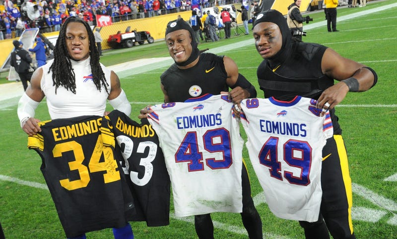 Trey Edmunds with his brothers