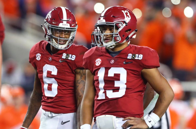 Tua Tagovailoa with wide receiver DeVonta Smith