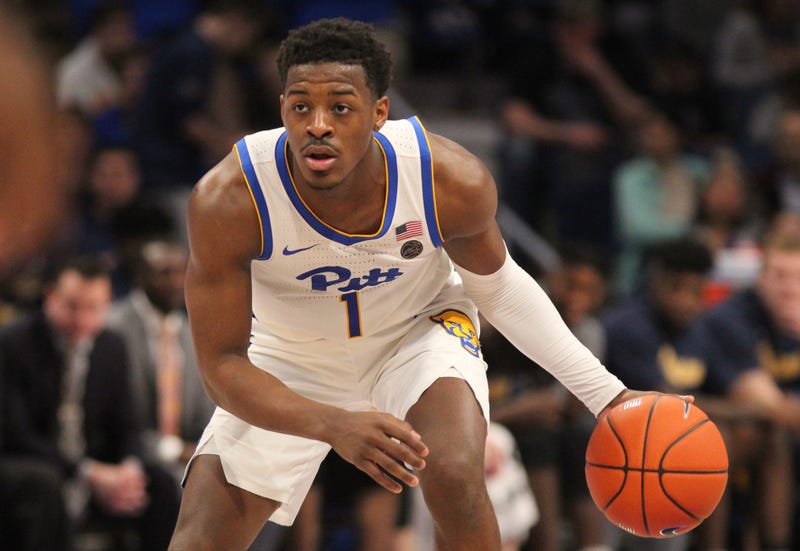 Xavier Johnson dribbling