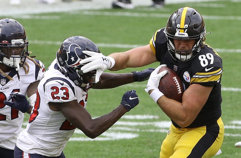 Vance McDonald stiff arm