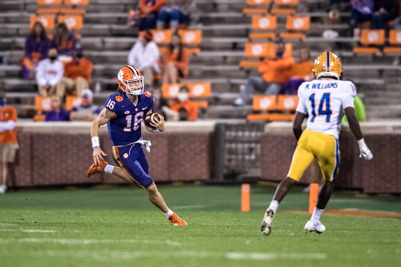 Clemson quarterback Trevor Lawrence(16) runs the ball during the third quarter against Pittsburgh at Memorial Stadium.