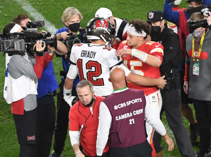 Bucs quarterback Tom Brady and Chiefs quarterback Patrick Mahomes.