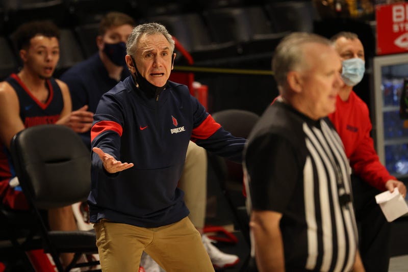 Duquesne head coach Keith Dambrot