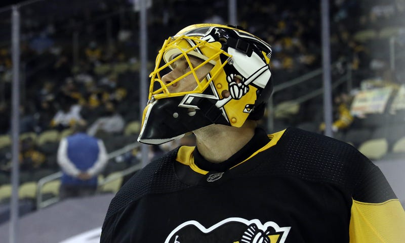 Casey DeSmith close up with mask on
