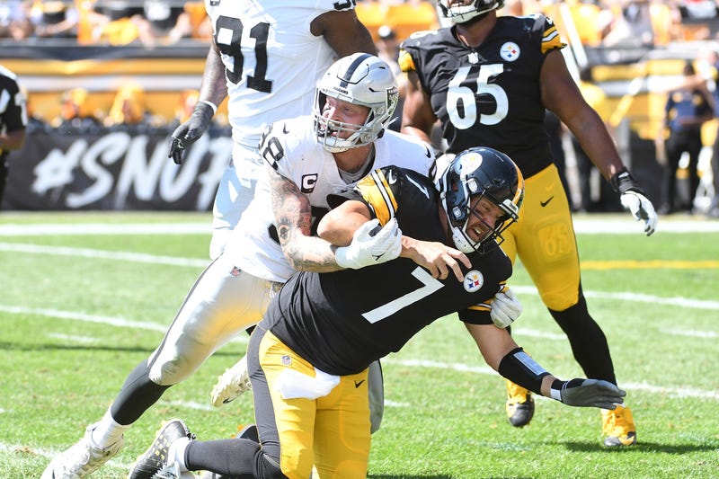 Ben Roethlisberger getting hit