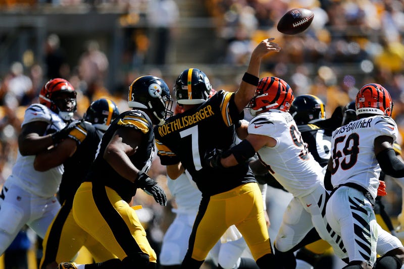 Ben Roethlisberger hit on INT