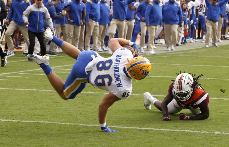 Gavin Bartholomew TD reception v Virginia Tech