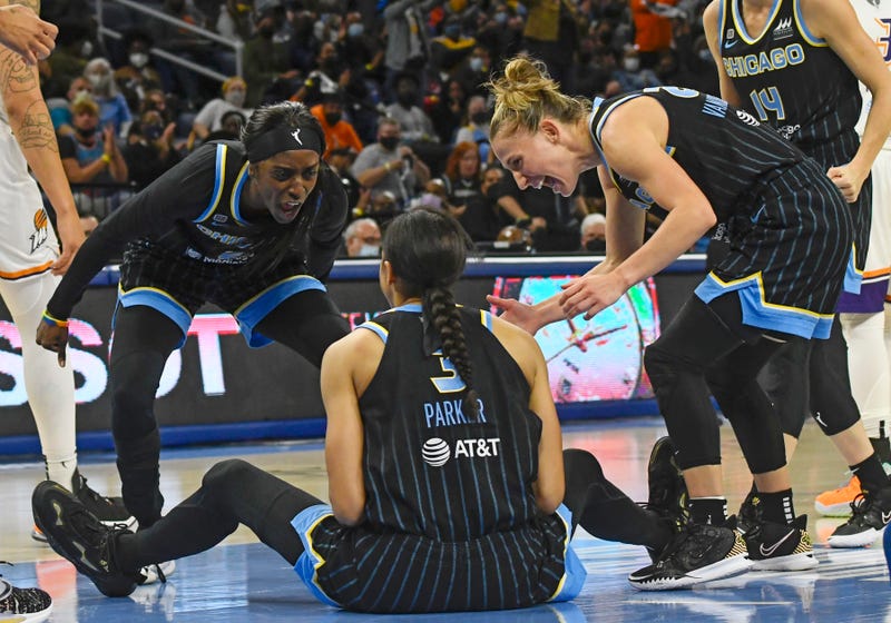 The Chicago Sky win their first WNBA championship, beating Phoenix Mercury 80-74 in Game 4