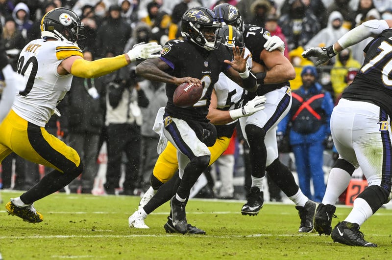 TJ Watt chasing down Tyler Huntley