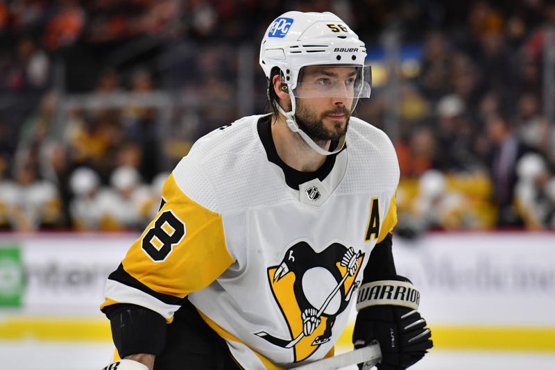 Kris Letang with the Penguins