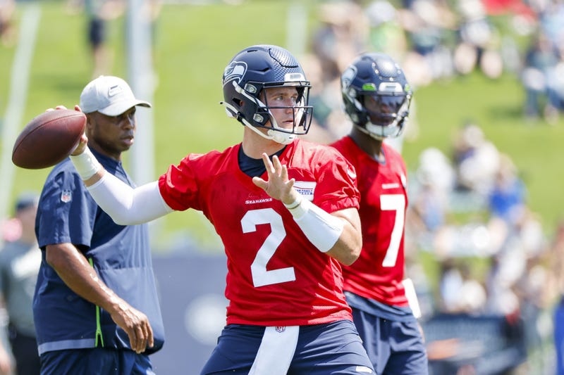 The QB competition continues between Geno Smith and Drew Lock
