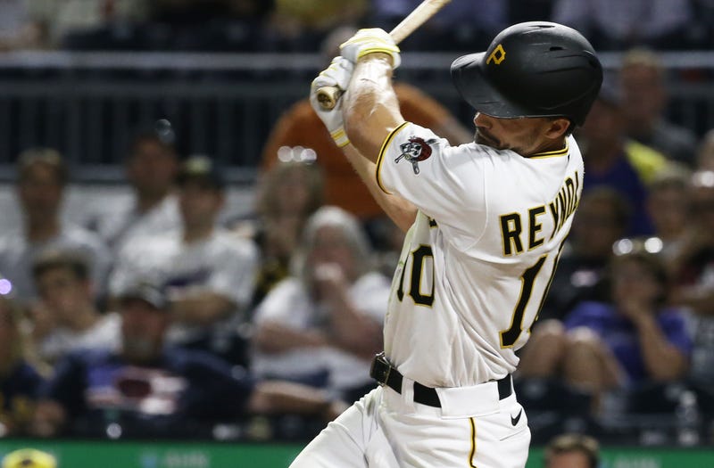 Bryan Reynolds' Walk-Off Homer Gives Pirates 8-7 Win Over Brewers