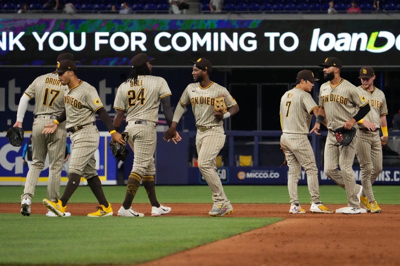 Padres win