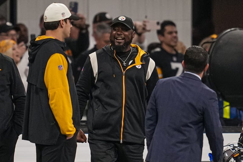 Mike Tomlin happy on the sidelines