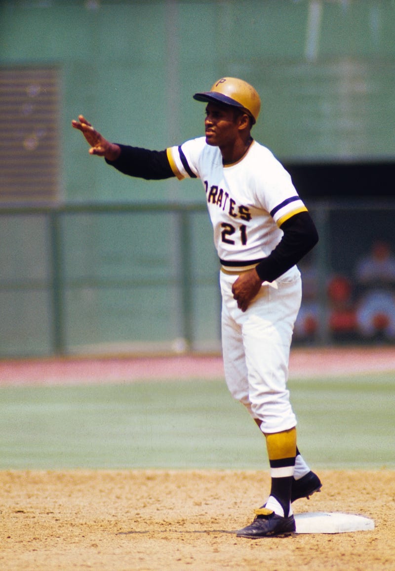 Roberto Clemente on base