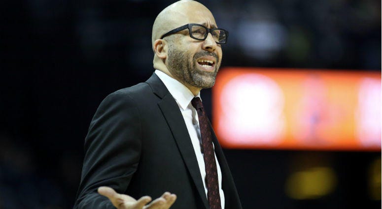 David Fizdale reacts to a call in the game against the Memphis Grizzlies at FedExForum.