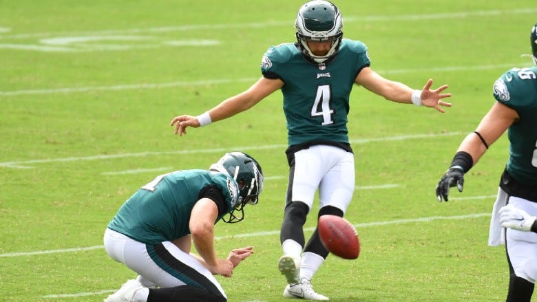 Philadelphia Eagles kicker Jake Elliott (4) kicks a field goal against the Cincinnati Bengals