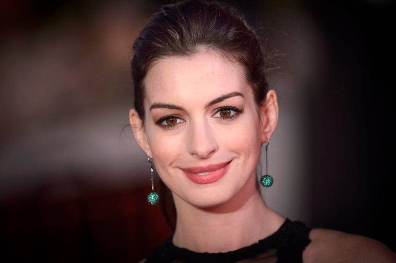 Anne_Hathaway