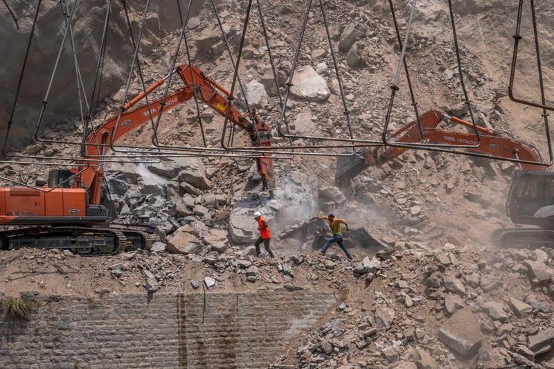 APTOPIX India Kashmir Tunnel Collapse