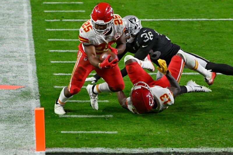 Chiefs Raiders Football