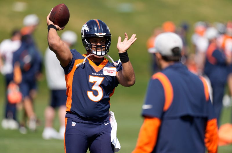 Broncos Voluntary Minicamp Football