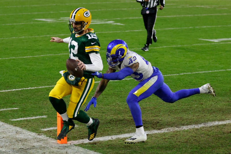 Rams Packers Football